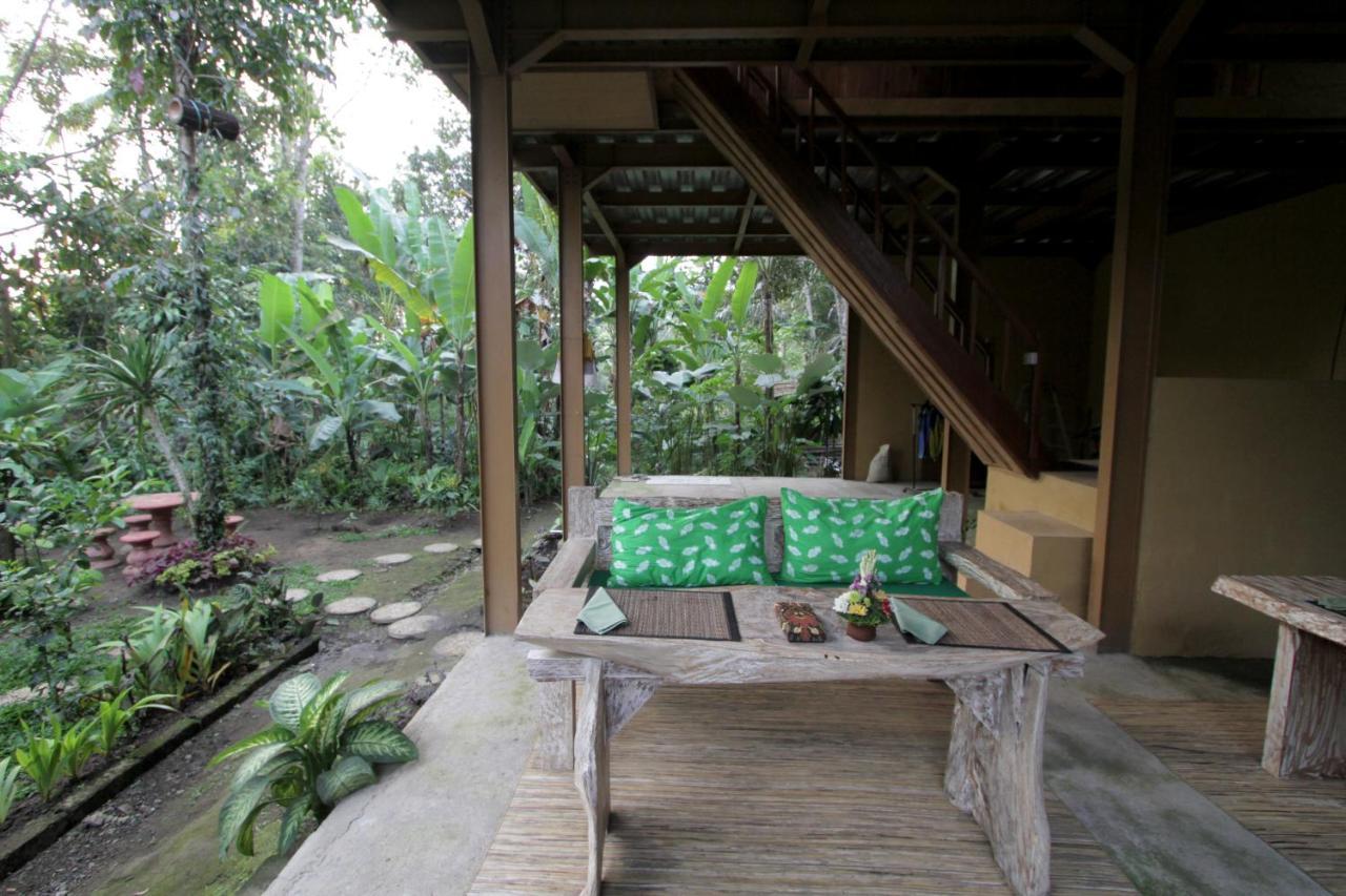 Gasthaus Jungle Joglo Tampaksiring Exterior foto
