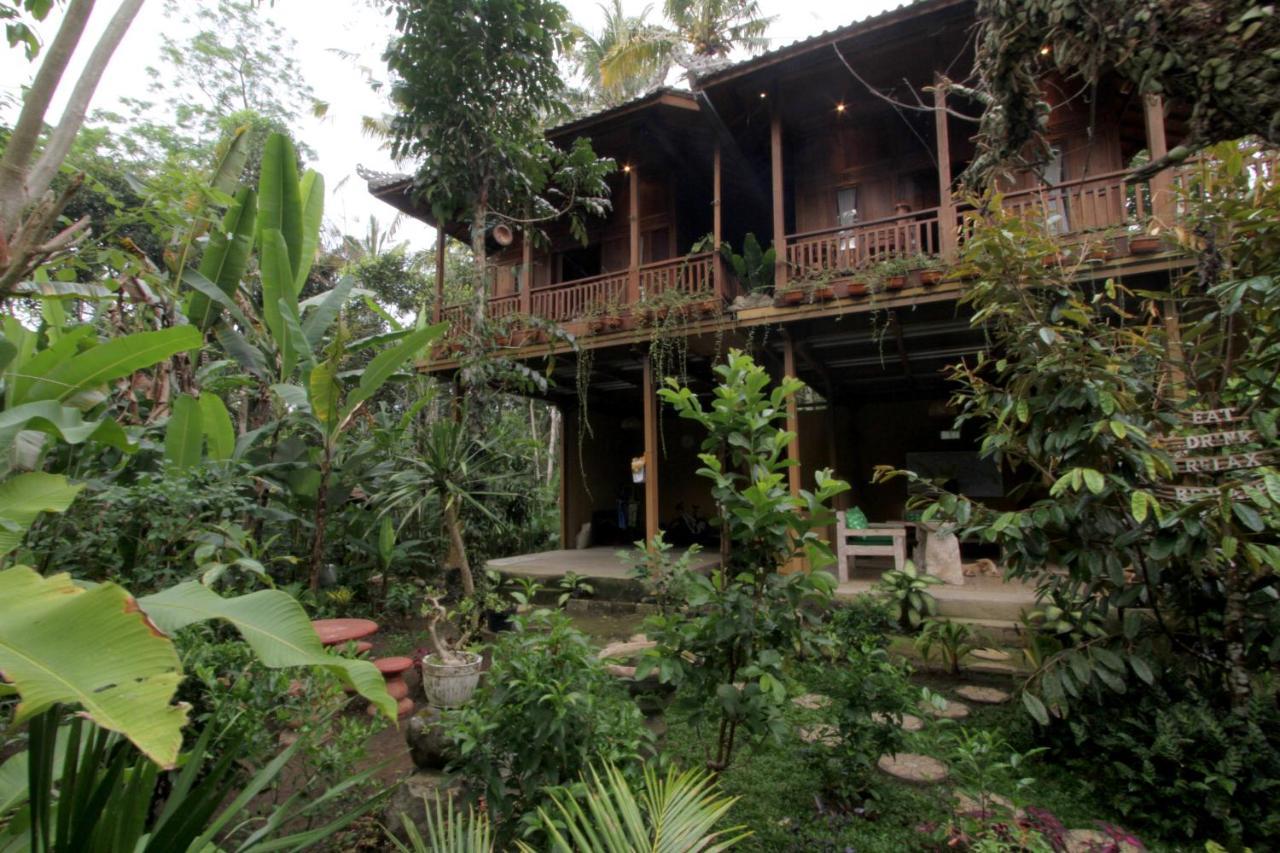Gasthaus Jungle Joglo Tampaksiring Exterior foto