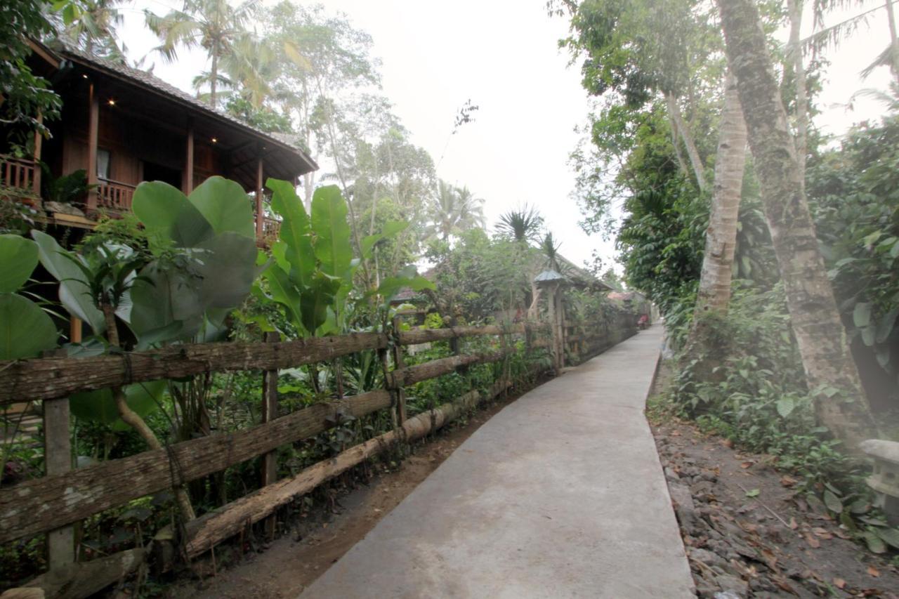 Gasthaus Jungle Joglo Tampaksiring Exterior foto